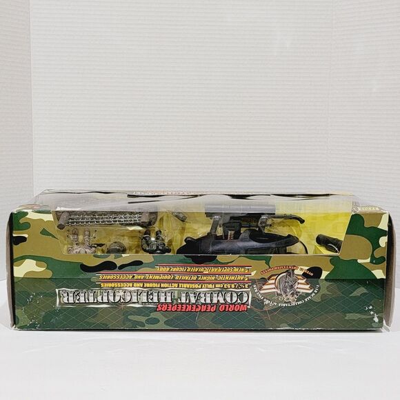 World Peacekeepers Combat Black Helicopter 2 Figures 1:18 Scale Power Team Elite - Picture 11 of 14